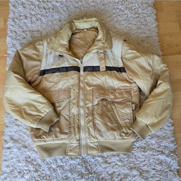 Womens Beige Quilted Jacket Vest Retro Size Medium  Vintage - Picture 10 of 11